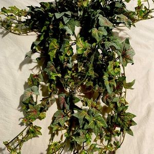 Faux Florals “FROSTED RED VINE IVY BUSH” set of 2